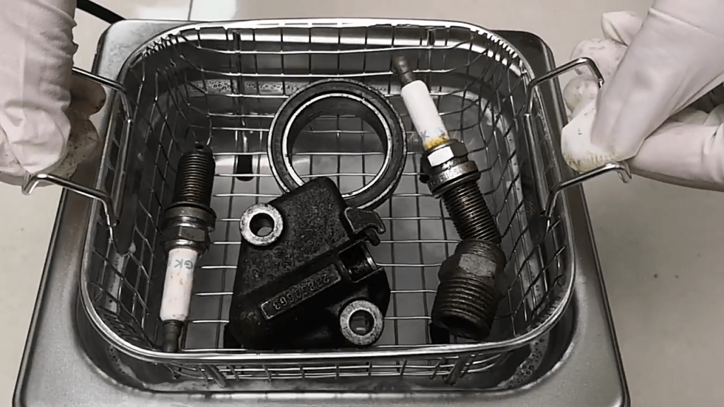 1 to 3.2L Machine Clean Carburetor And Hardware